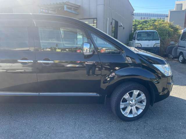 三菱 デリカ　Ｄ：５ ２．２ シャモニー ディーゼルターボ ４ＷＤ H27年 (関東) 99