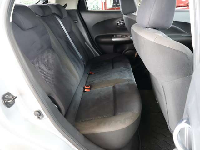 日産 ジューク １．５ １５ＲＸ H23年 (関東) 99