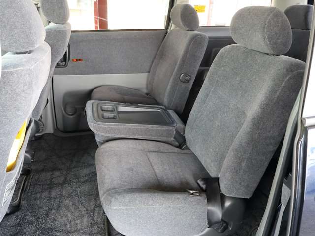 トヨタ ノア ２．０ Ｘ Ｇセレクション ４ＷＤ H16年 (関東) 99