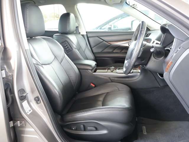 日産 フーガ ３．７ ３７０ＧＴ H26年 (関東) 99
