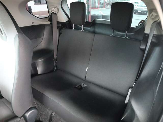 トヨタ ｉＱ １．３ １３０Ｇ ＭＴ H25年 (関東) 99