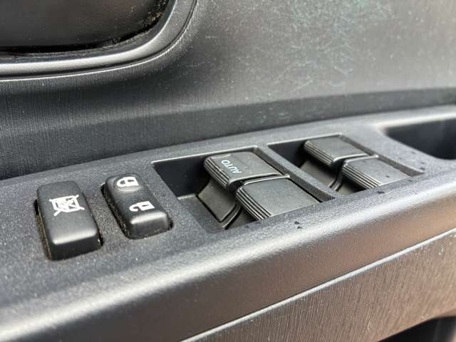 トヨタ ヴィッツ １．０ Ｆ H23年 (甲信越・北陸) 99
