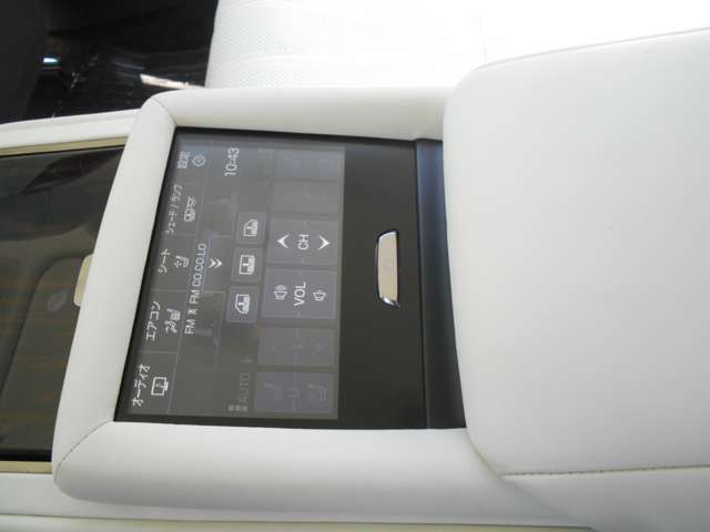 レクサス ＬＳ５００ｈ バージョンＬ R1年 (近畿) 99