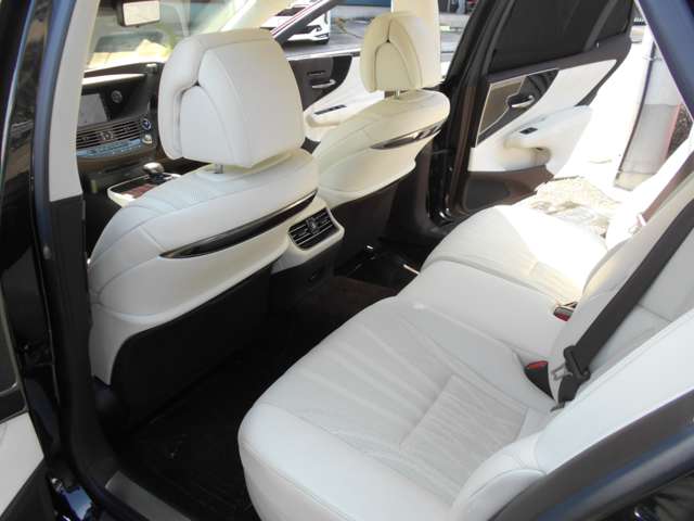 レクサス ＬＳ５００ｈ バージョンＬ R1年 (近畿) 99