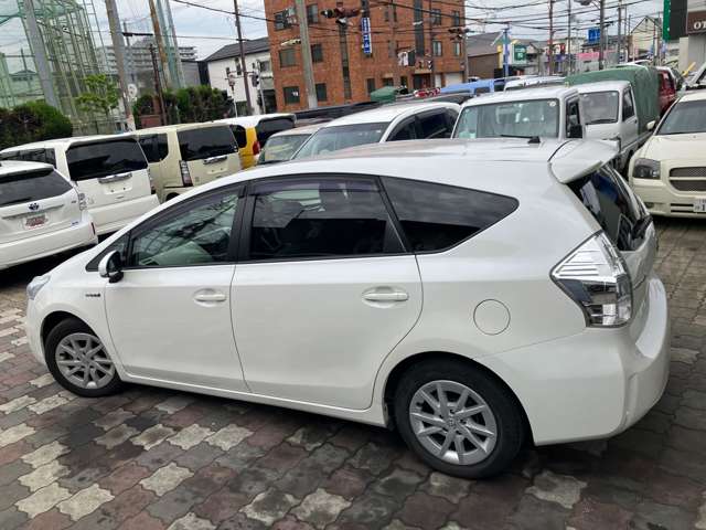 トヨタ プリウスΑ １．８ Ｓ H24年 (近畿) 99
