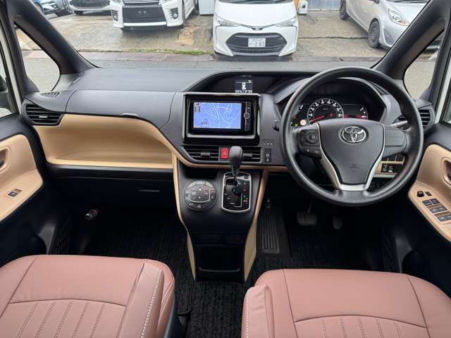 トヨタ ノア ２．０ Ｘ H26年 (近畿) 99
