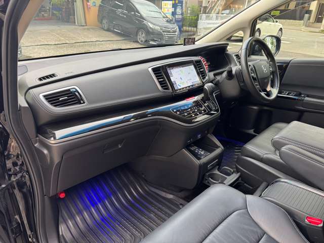 ホンダ オデッセイ ２．４ アブソルート ＥＸ ホンダ センシング ４ＷＤ H30年 (近畿) 99