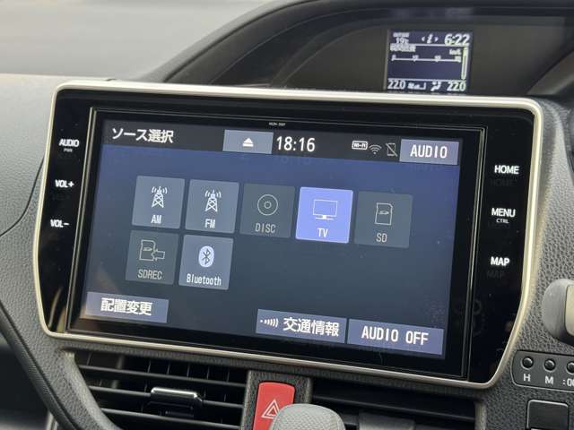 トヨタ ノア ２．０ Ｘ ウェルキャブ スロープタイプＩ 車イス１脚仕様車 R1年 (近畿) 99