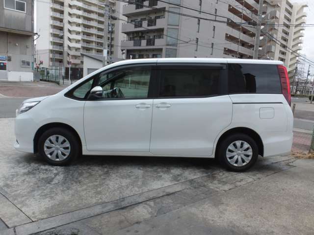 トヨタ ノア ２．０ Ｘ ウェルキャブ スロープタイプＩ 車イス２脚仕様車 H29年 (近畿) 99