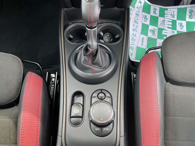 ミニ ミニクロスオーバー ジョン・クーパー・ワークス ４ＷＤ R1年 (東海) 99