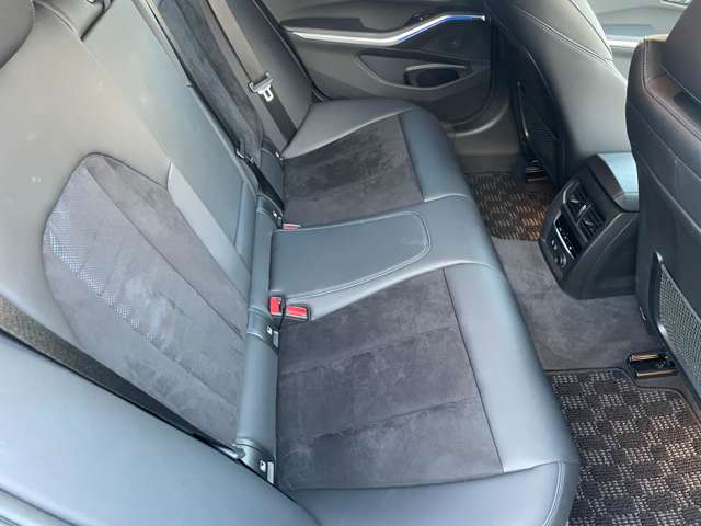 ＢＭＷ ３シリーズ ３２０Ｄ Ｘドライブ Ｍスポーツ ディーゼルターボ ４ＷＤ R2年 (東海) 99