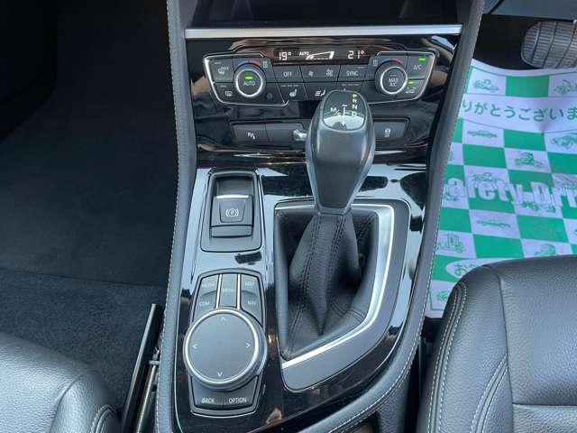 ＢＭＷ ２シリーズグランツアラー ２１８Ｄ ラグジュアリー ディーゼルターボ R1年 (東海) 99