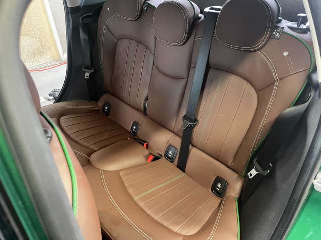 ミニ ミニ クーパー ５ドア ６０イヤーズ エディション ＤＣＴ R1年 (東海) 99
