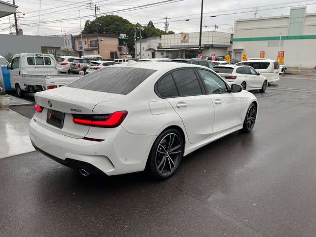 ＢＭＷ ３シリーズ ３３０ｉ　Ｍスポーツ R1年 (東海) 99