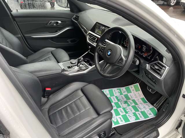 ＢＭＷ ３シリーズ ３３０ｉ　Ｍスポーツ R1年 (東海) 99