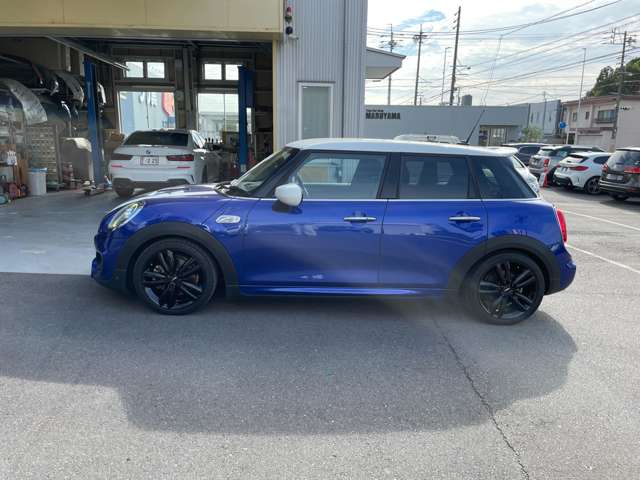 ミニ ミニ クーパーＳ ５ドア ＤＣＴ R2年 (東海) 99