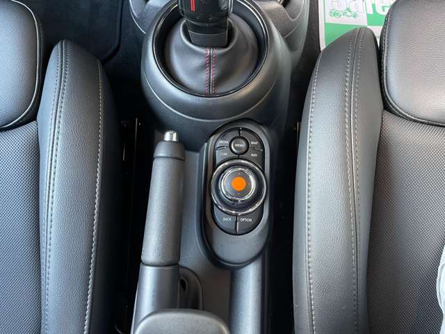 ミニ ミニ クーパーＳ ５ドア ＤＣＴ R2年 (東海) 99