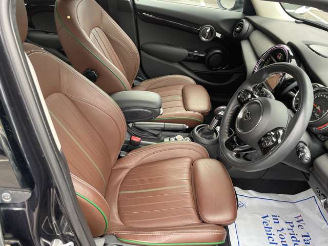 ミニ ミニ クーパーＳＤ ５ドア ６０イヤーズ エディション R1年 (東海) 99