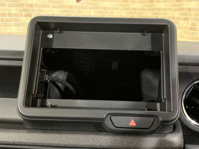 ホンダ Ｎ　ＢＯＸ カスタム ６６０ R8年 (近畿) 99