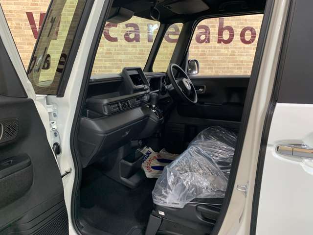 ホンダ Ｎ　ＢＯＸ カスタム ６６０ R8年 (近畿) 99