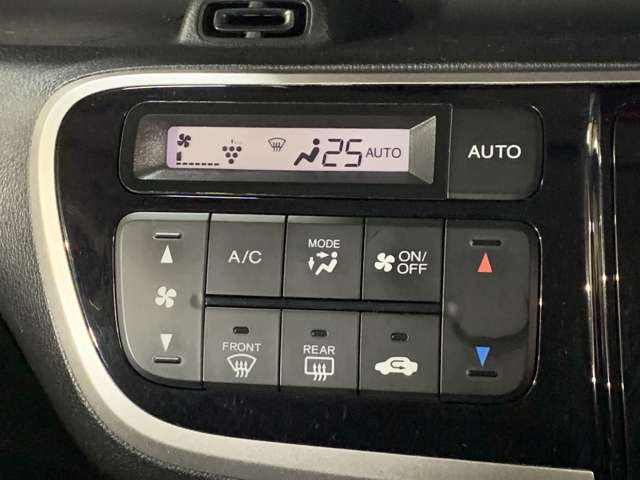 ホンダ Ｎ　ＢＯＸ ６６０ カスタムＧ ＳＳパッケージ H26年 (近畿) 99