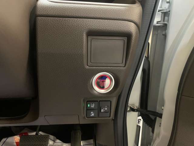 ホンダ Ｎ　ＢＯＸ ６６０ Ｇ R5年 (近畿) 99