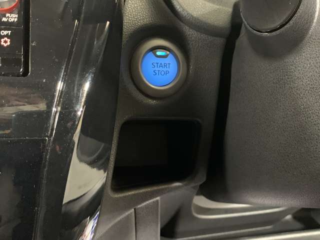 日産 ノート １．２ Ｅ－ＰＯＷＥＲ Ｘ H30年 (近畿) 99