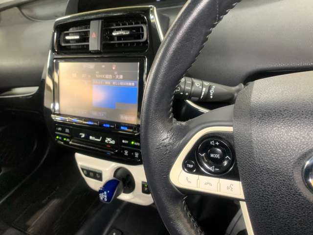 トヨタ プリウス １．８ Ｓ H28年 (近畿) 99