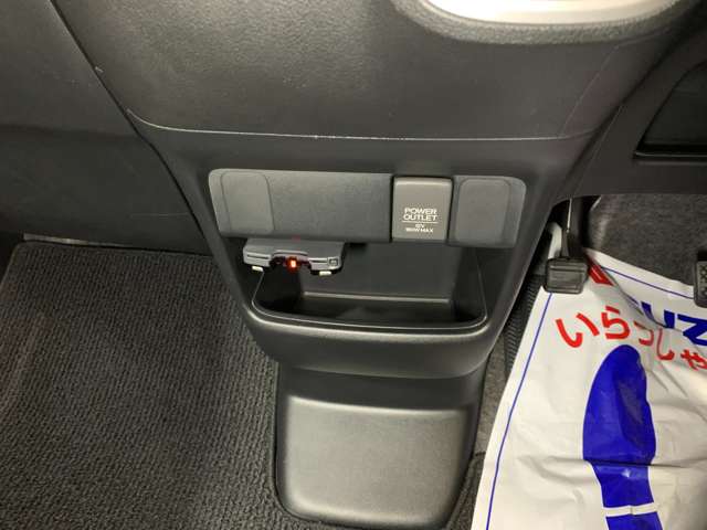 ホンダ Ｎ　ＢＯＸ ６６０ カスタムＧ Ｌパッケージ H27年 (近畿) 99