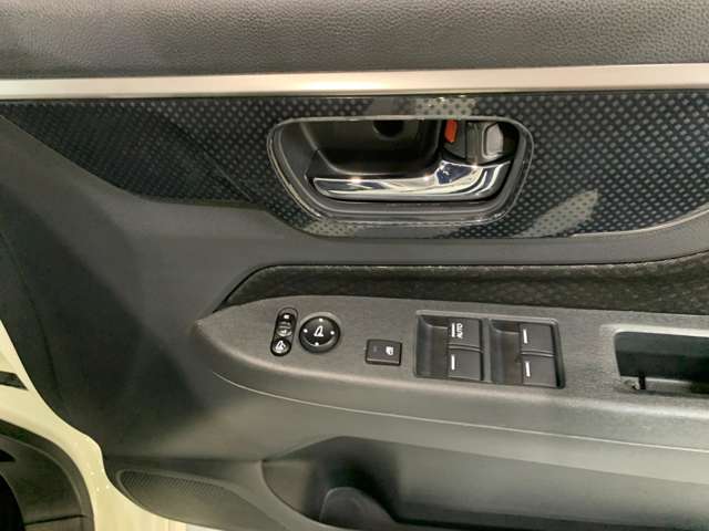 ホンダ Ｎ−ＷＧＮ ６６０ カスタムＧ ＳＳパッケージ H29年 (近畿) 99