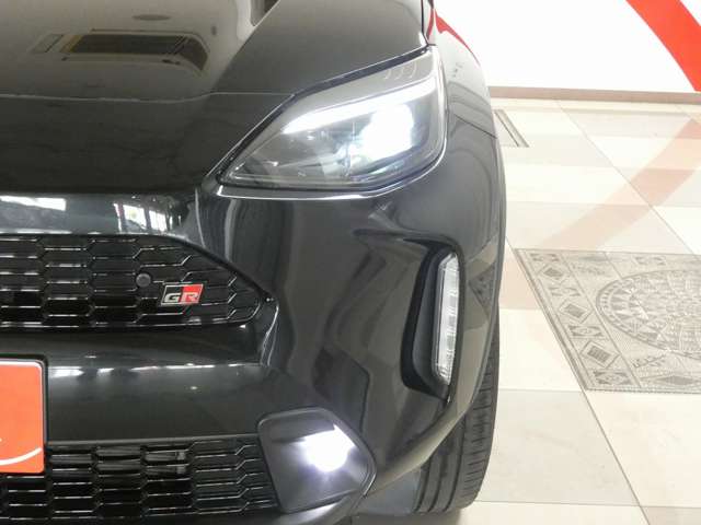トヨタ ヤリスクロス　ハイブリッド １．５ ハイブリッド Ｚ Ｅ－ＦＯＵＲ ４ＷＤ R5年 (東北) 99
