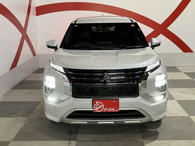 三菱 アウトランダーＰＨＥＶ ＰＨＥＶ ２．４ Ｐ ４ＷＤ R4年 (東北) 99