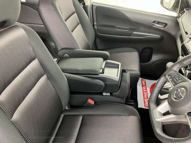日産 セレナ ２．０ ハイウェイスター ４ＷＤ H29年 (東北) 99