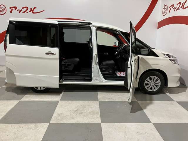 日産 セレナ ２．０ ハイウェイスター ４ＷＤ H29年 (東北) 99