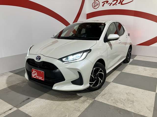 トヨタ ヤリス １．５ ハイブリッド Ｚ Ｅ－ＦＯＵＲ ４ＷＤ R4年 (東北) 99