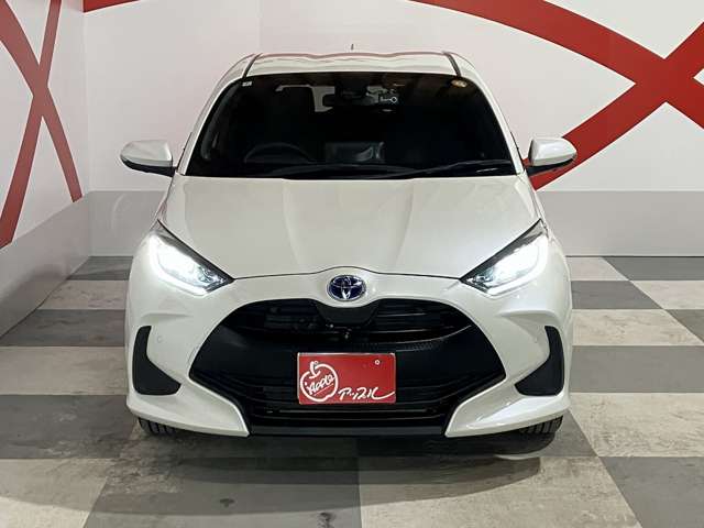 トヨタ ヤリス １．５ ハイブリッド Ｚ Ｅ－ＦＯＵＲ ４ＷＤ R4年 (東北) 99