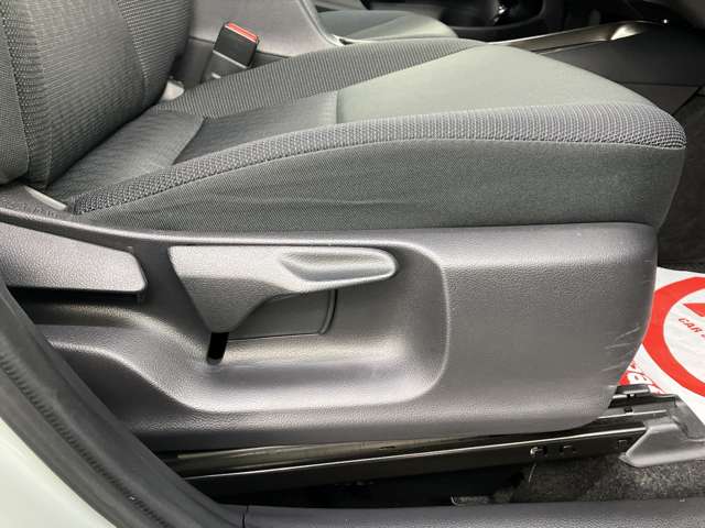 トヨタ アクア １．５ Ｚ Ｅ－ＦＯＵＲ ４ＷＤ R6年 (東北) 99