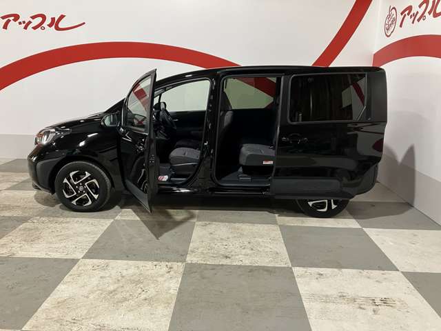 トヨタ シエンタ　ハイブリッド ハイブリッド １．５ Ｚ Ｅ－ＦＯＵＲ ４ＷＤ R5年 (東北) 99