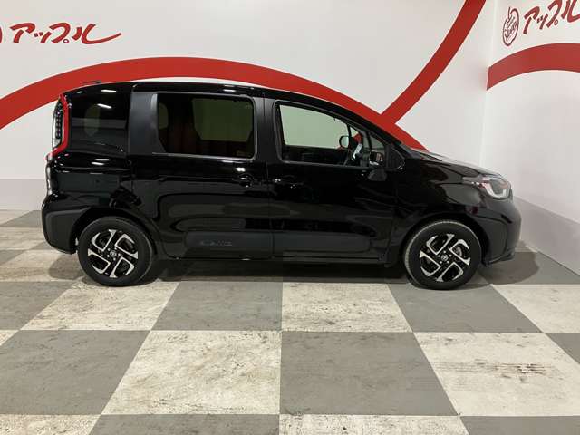 トヨタ シエンタ　ハイブリッド ハイブリッド １．５ Ｚ Ｅ－ＦＯＵＲ ４ＷＤ R5年 (東北) 99