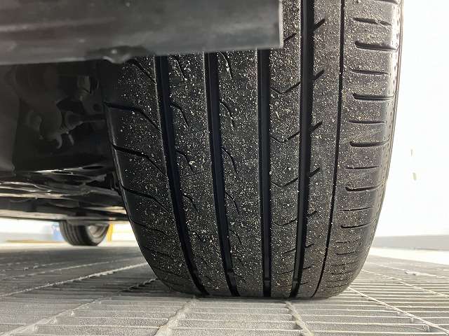 トヨタ Ｃ−ＨＲ １．２ Ｇ－Ｔ ４ＷＤ H29年 (東北) 99