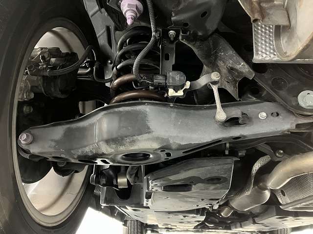 トヨタ Ｃ−ＨＲ １．２ Ｇ－Ｔ ４ＷＤ H29年 (東北) 99