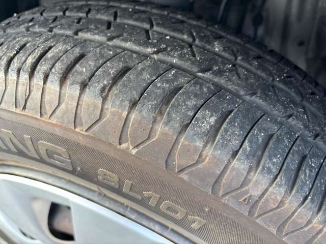 トヨタ ポルテ １．３ Ｘ H25年 (四国) 99