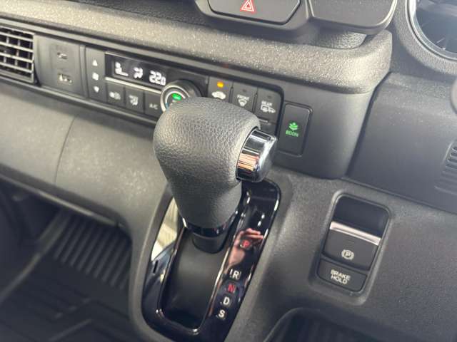 ホンダ Ｎ　ＢＯＸ カスタム ６６０ ４ＷＤ R6年 (東北) 99