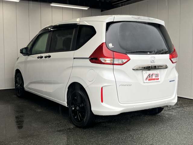 ホンダ フリード　ハイブリッド １．５ ハイブリッド Ｇ ブラックスタイル ４ＷＤ R6年 (東北) 99