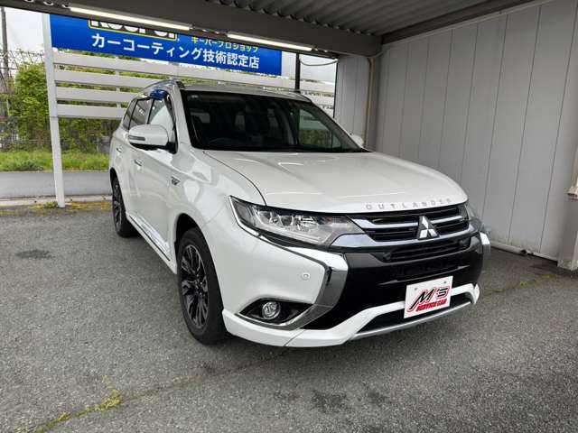 三菱 アウトランダーＰＨＥＶ ２．０ Ｇ ナビパッケージ ４ＷＤ H29年 (東北) 99