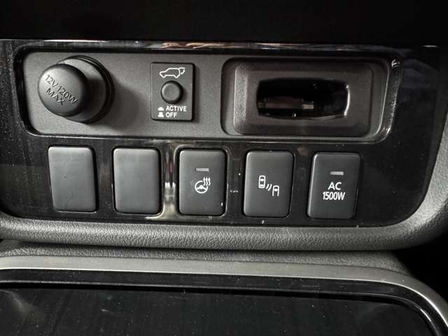 三菱 アウトランダーＰＨＥＶ ２．０ Ｇ ナビパッケージ ４ＷＤ H29年 (東北) 99