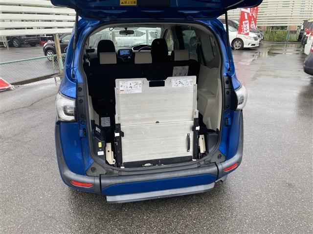 トヨタ シエンタ １．５ Ｘ ウェルキャブ 車イス仕様車 タイプＩ 助手席側セカンドシート付 H27年 (東海) 99