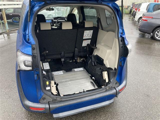 トヨタ シエンタ １．５ Ｘ ウェルキャブ 車イス仕様車 タイプＩ 助手席側セカンドシート付 H27年 (東海) 99