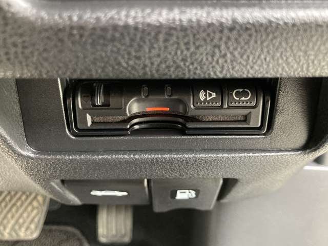 日産 ジューク １．５ １５ＲＸ タイプＶ H23年 (東海) 99