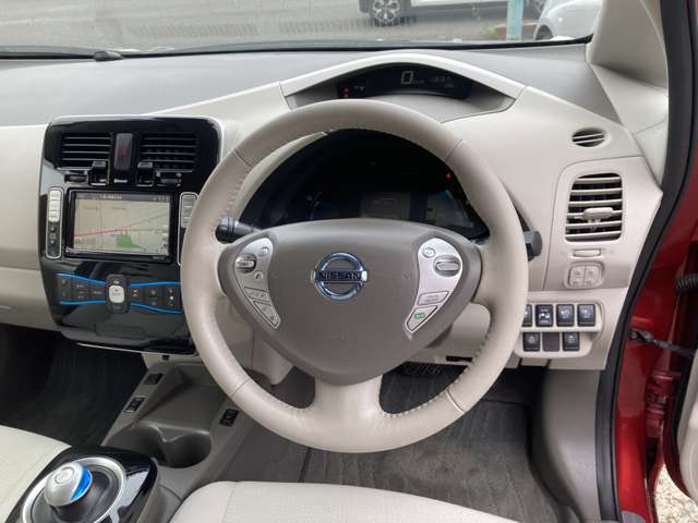 日産 リーフ ３０ＫＷＨ Ｘ H28年 (東海) 99